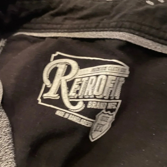 Gray Retrofit Polo - Picture 3 of 3